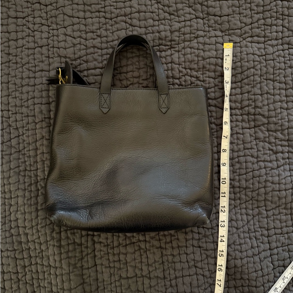 Madewell leather transport handbag - Picture 3 of 7